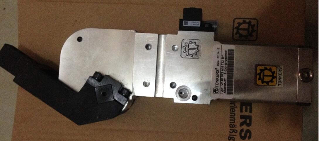 V2 40 BR2  A10 T12 20������(gu��)TUNKERS�A�o���