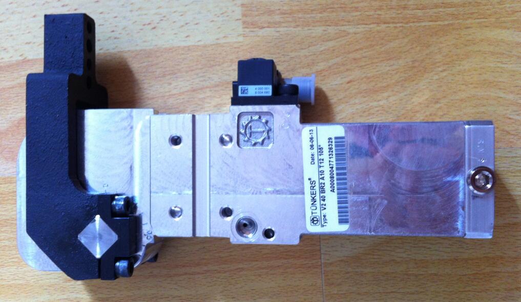 V2 40 BR2 A10 T12 90�� ��(gu��)TUNKERS�A�o���