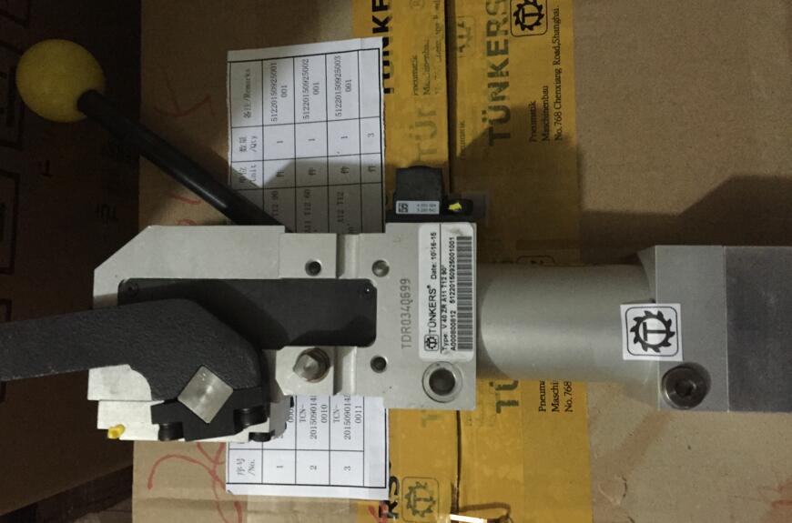 V2 40 ZL A10 T12 90�� ��(gu��)TUNKERS���ք�(d��ng)�A�o���